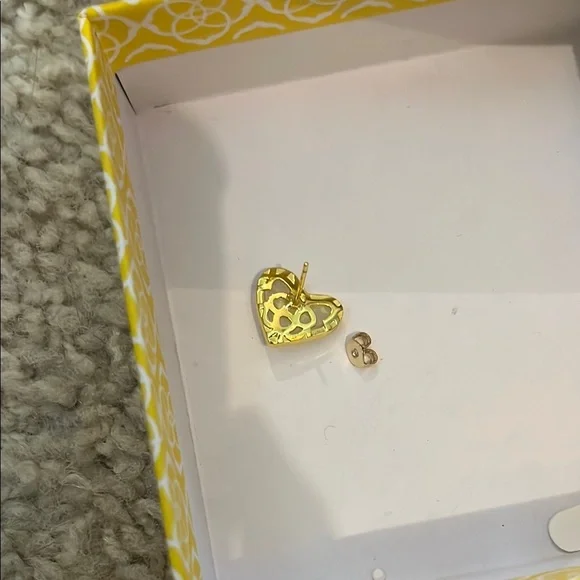 Gold Heart Earrings - Picture 5 of 5